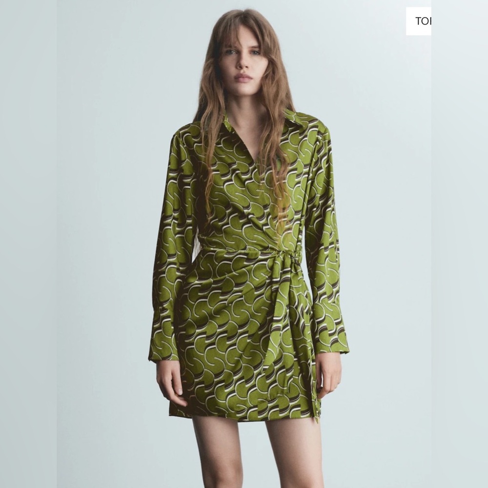 PRINTED SATIN DRESS - Picture 5 of 6
